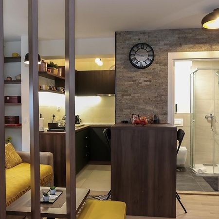 Apartment Story,Nikole Cupica Beograd Rom bilde